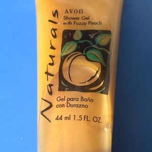 Avon Naturals Shower Gel with Fuzzy Peach